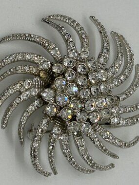 Vintage Silver Sunburst Starburst Swirl Clear Rhinestone Brooch Pin Retro Mid-Ce